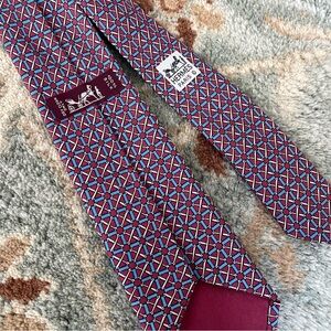 Hermès Red Blue Geometric Pattern 100% Silk Men's Tie